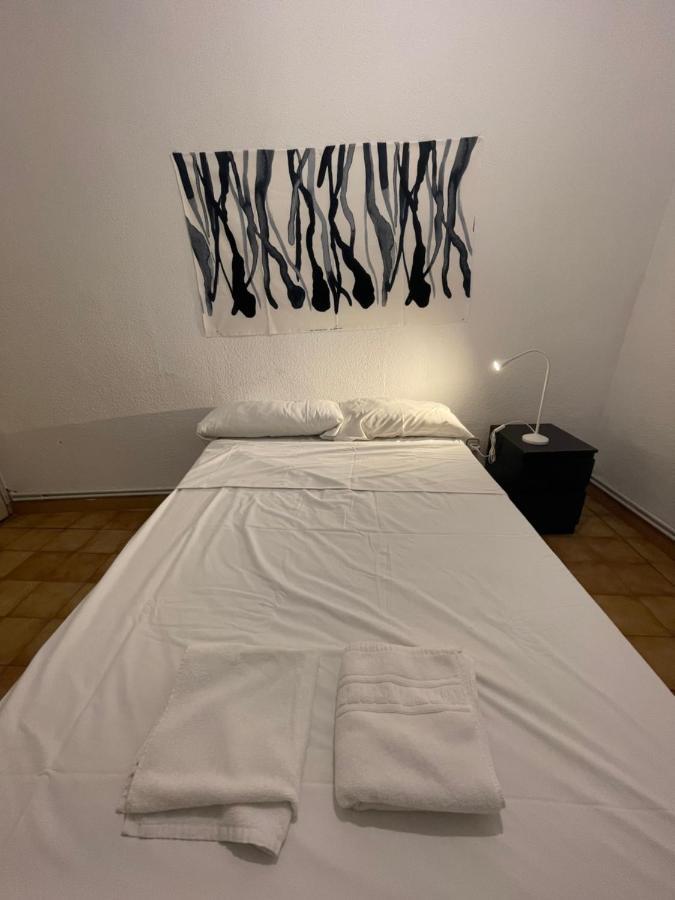 Leon Habitaciones Madrid Dış mekan fotoğraf